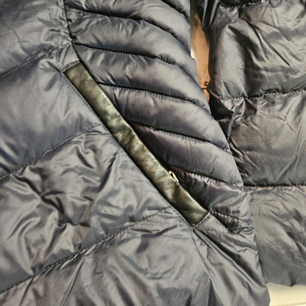 Sam Edleman Asymmetrical Chevron Quilted Down Coat Women's L Navy & Faux Leather - Picture 5 of 15